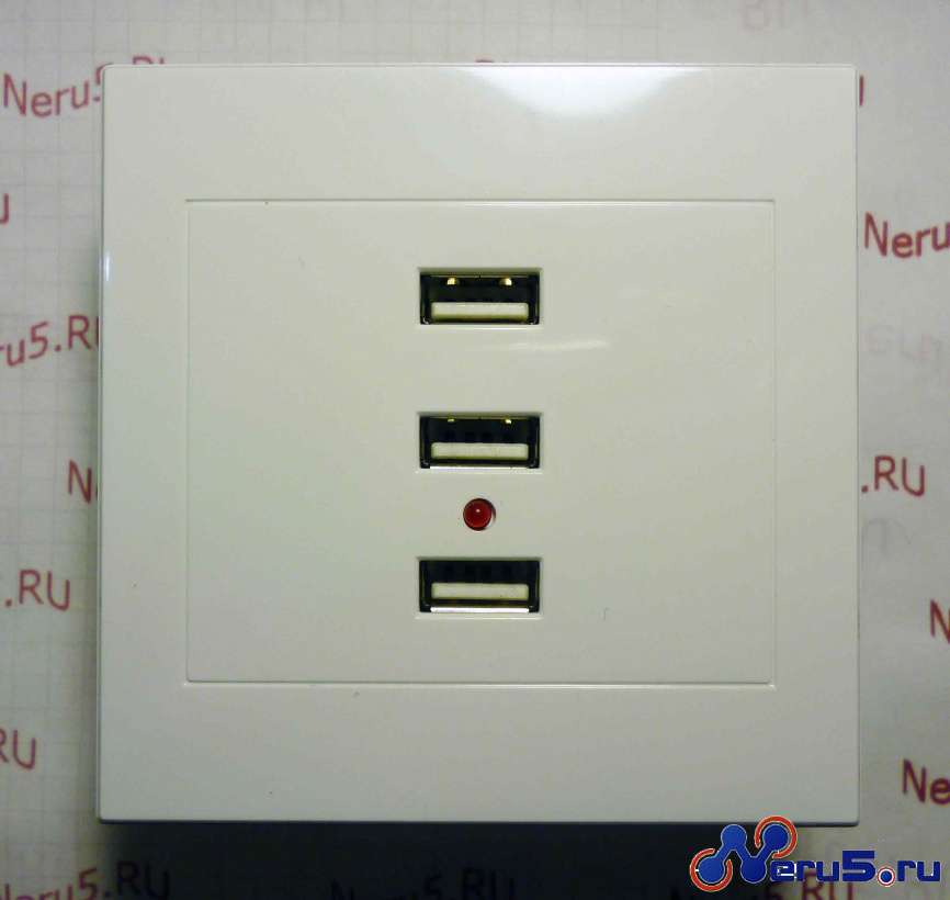 Встраиваемое зарядное устройство для телефонв (3 USB) фото 1